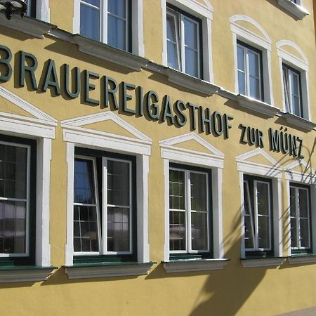 גונצבורג Brauereigasthof Zur Muenz Seit 1586 מראה חיצוני תמונה